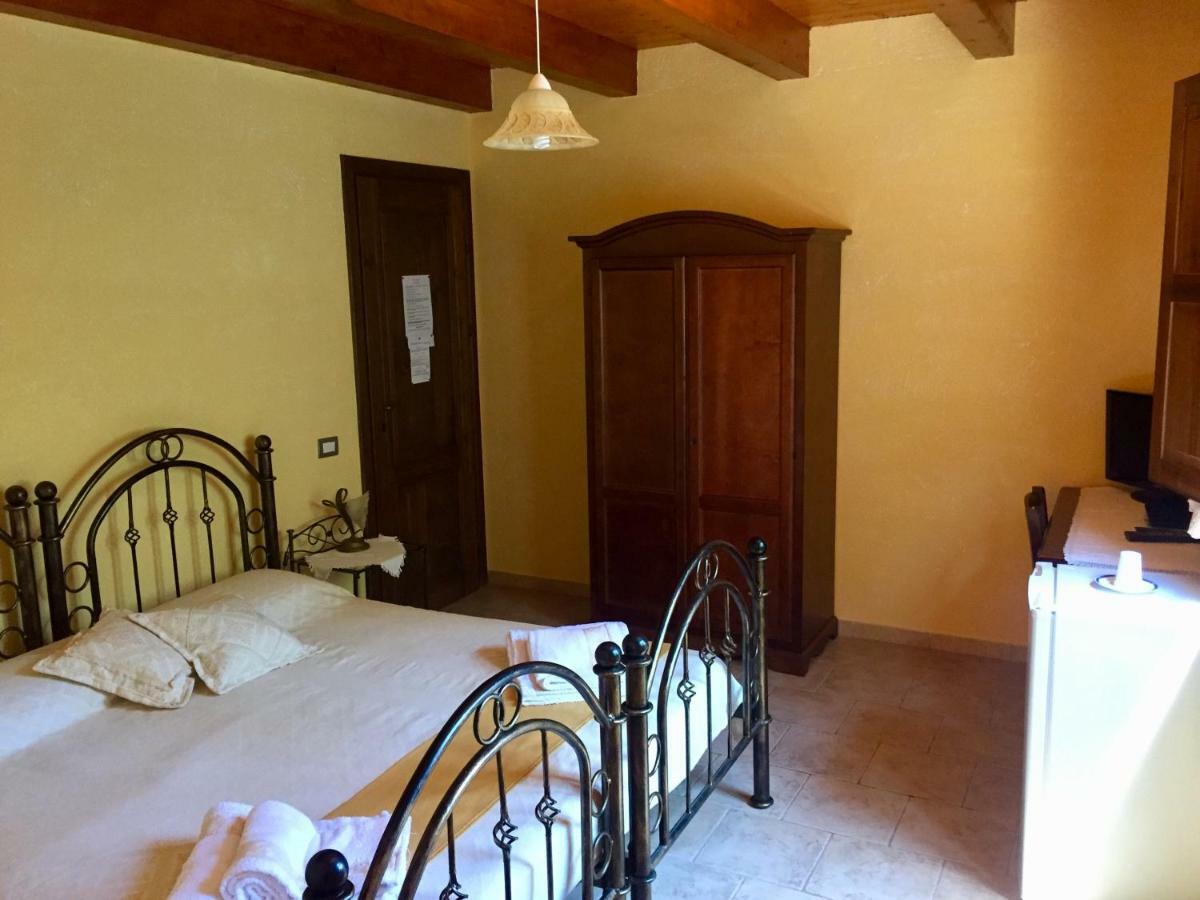I Carrubi Guest House San Priamo Ngoại thất bức ảnh